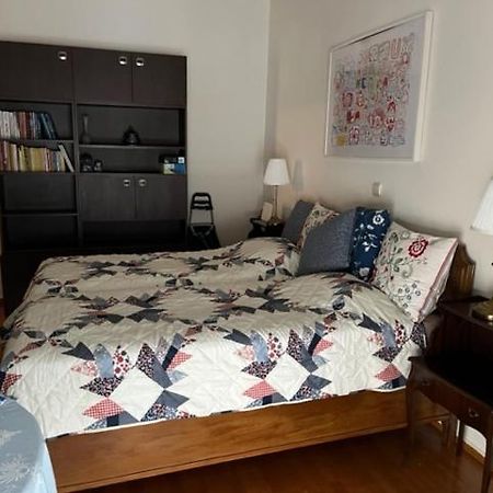 Spacious And Sunny Appartment In Cholargos Athena Bagian luar foto