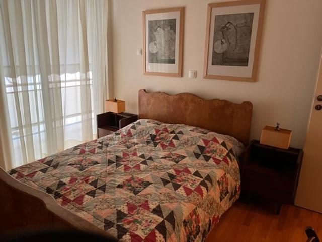 Spacious And Sunny Appartment In Cholargos Athena Bagian luar foto