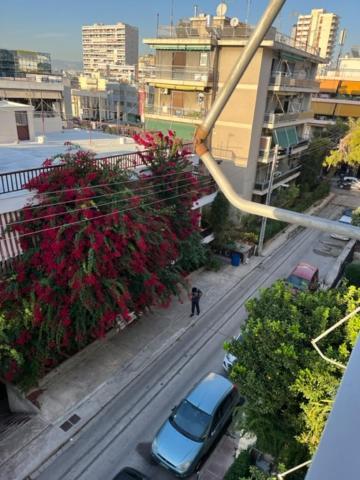 Spacious And Sunny Appartment In Cholargos Athena Bagian luar foto